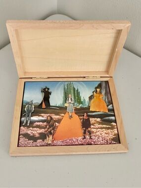 Wizard of Oz 1997 Warner Bros 6 Pin Collection Wooden Display Box RARE